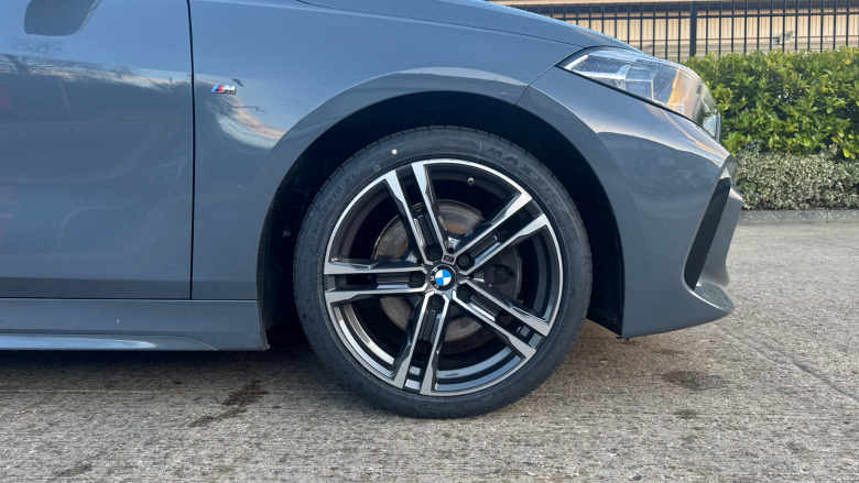 BMW 1 Series 118i [136] M Sport 5dr [Live Cockpit Professional] Petrol Hatchback